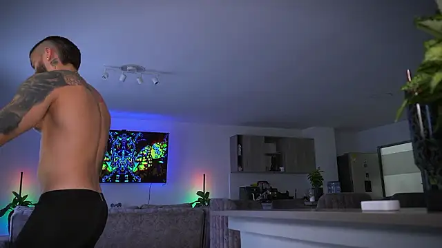 Chatroom XXX en direct de Frank_Farrell