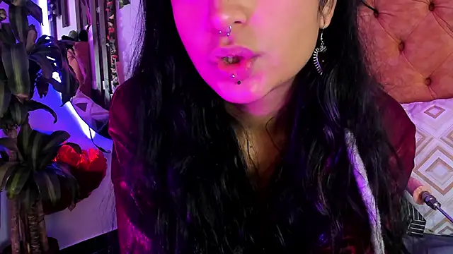 MeowMota_ live XXX chat