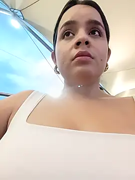 عرض كام Julieth_hot-69