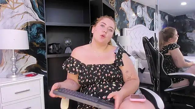 Chat +18 de rousse_millers ao vivo