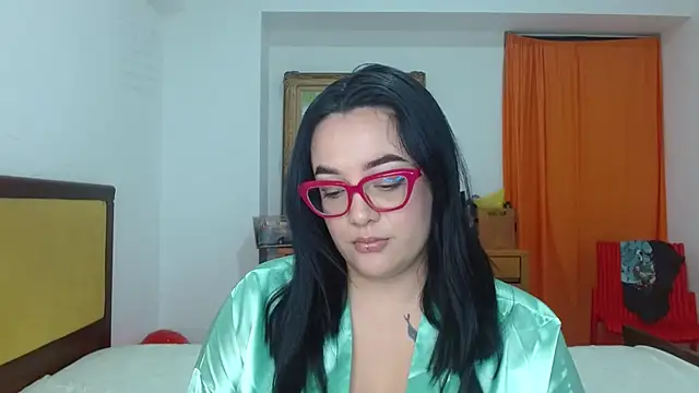 Nova-Satela Live XXX-chat