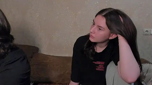 love_lina_muuur's Live XXX Chat