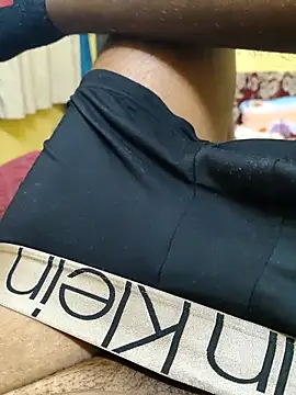 Brown_Munda047のライブXXXチャット