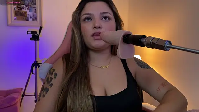 Živý XXX chat SweetFoxEyes_