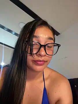 Hhannachiki Chat XXX in diretta