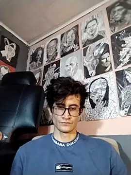 Loggan_donnelly: онлайн-секс-чат