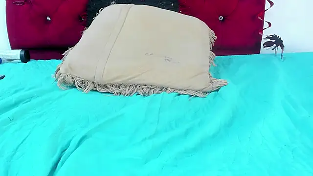 Melody_Megann Chat XXX in diretta