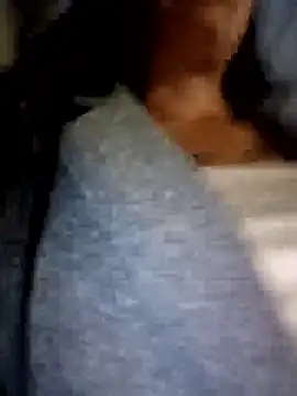 LunaHot_777 Chat XXX in diretta