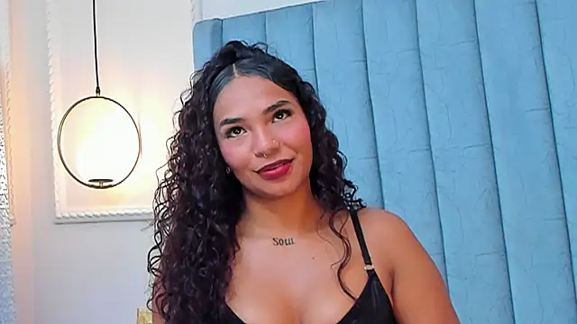 Scarlett-Banner Live XXX-chat