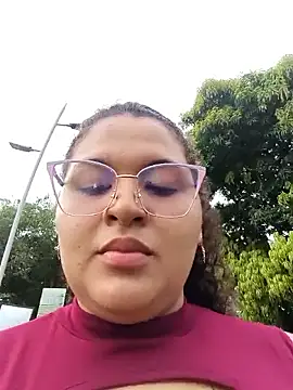 AdinaSkaly Chat XXX in diretta