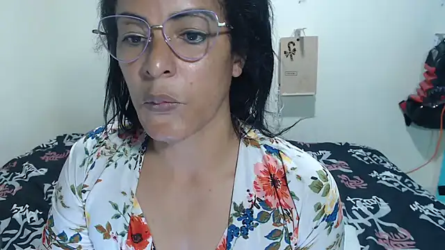 kateleyagreyのウェブカメラショー