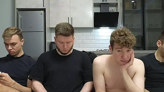 Show modela boys_sobolisha na web-kameri