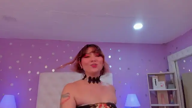 Goldentemptation_n Live XXX chat