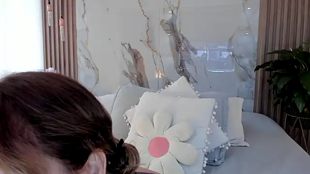 dara__ Adlı Modelin Canlı XXX Sohbeti