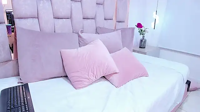 Chat +18 de megannherrera ao vivo