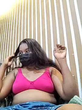 Show de Cutie_bae011 na webcam