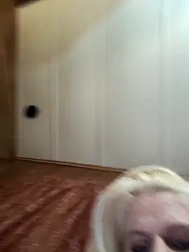 XXX chat uživo modela BadAssBitchMakayla