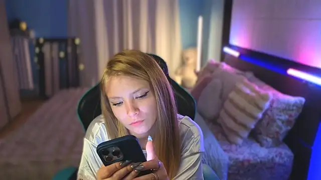 AnastasiaAniess Chat XXX live