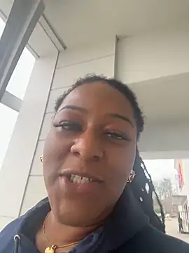 CoCoGoddess_ Adlı Modelin Canlı XXX Sohbeti