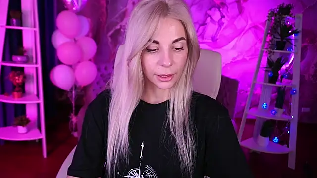 BellaRayyy: απευθείας συνομιλία ΧΧΧ