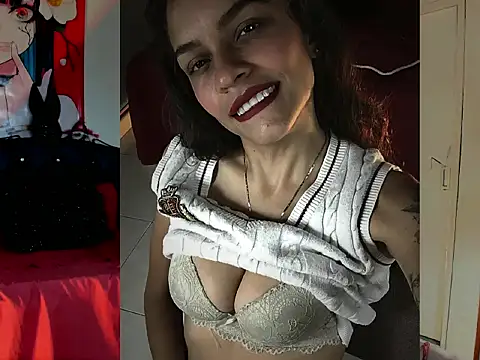 Skylovershot 现场XXX聊天