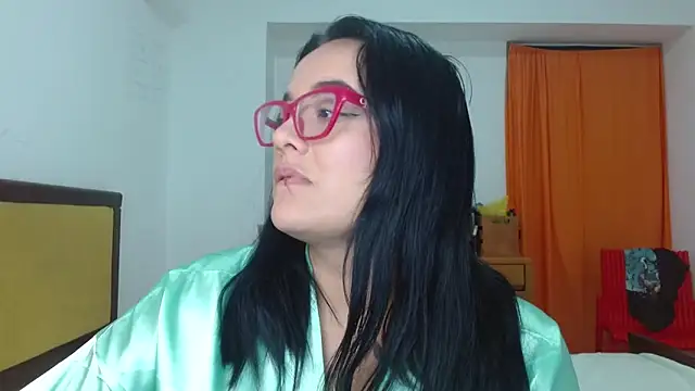 Chat +18 de Nova-Satela ao vivo