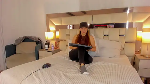 EloiseClairmont – Kamerová šou