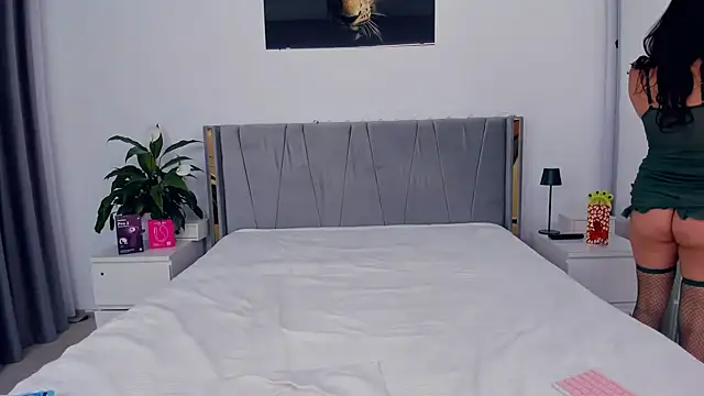 Chatroom XXX en direct de jessykmxx