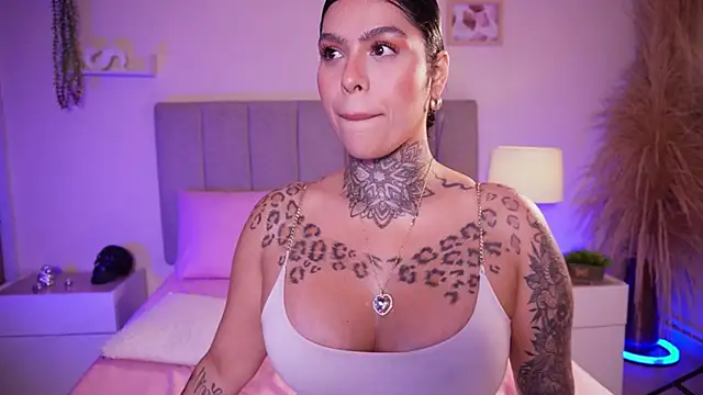 curvyliciousss Live XXX-Chat