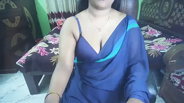 Chat +18 de BengaliQueenStar ao vivo