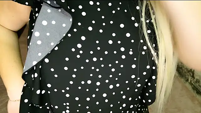 แชท XXX สดของ lovely-eyes