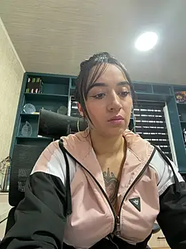 Živý XXX chat EmmyEvans1