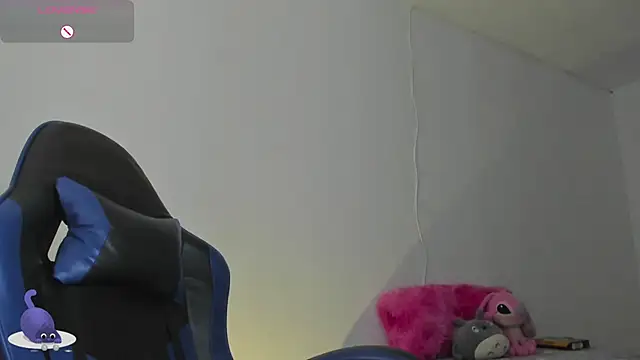 roseliam25 即時 XXX 聊天