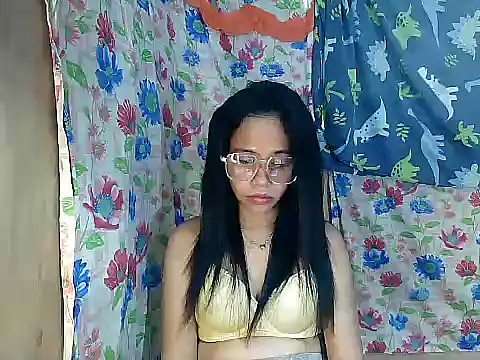 PinaySkinnyGirl 现场XXX聊天