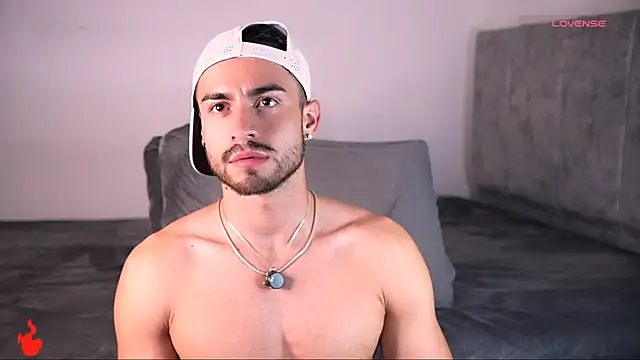 Pokazy przed kamerką – aydan_hw