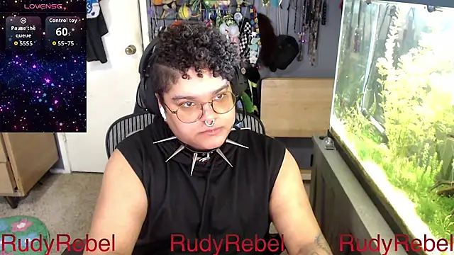 RudyRebel 即時 XXX 聊天
