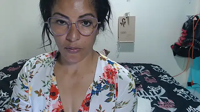 kateleyagrey's Webcam Show