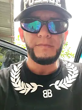 XXX chat uživo modela PIGHIGHDIRTY_p0