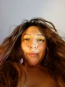 VickyHoult 现场XXX聊天