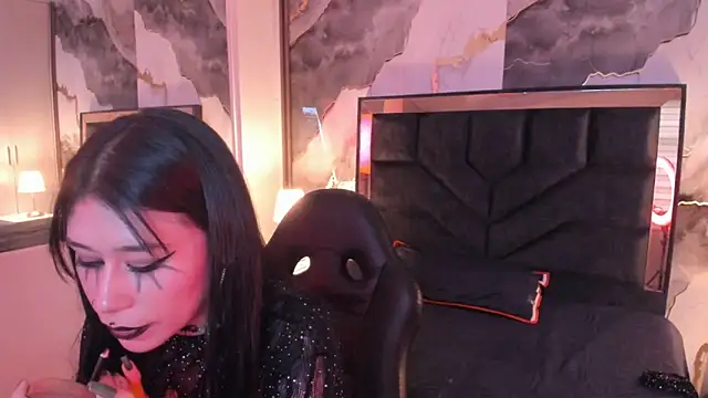 SusanVilla 라이브 XXX 채팅