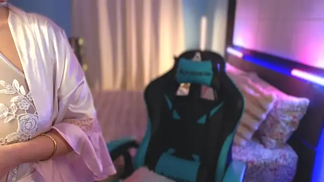 AnastasiaAniess élő XXX-chatje