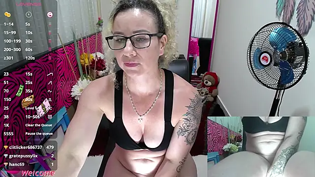 ViickySexy Live XXX-chat