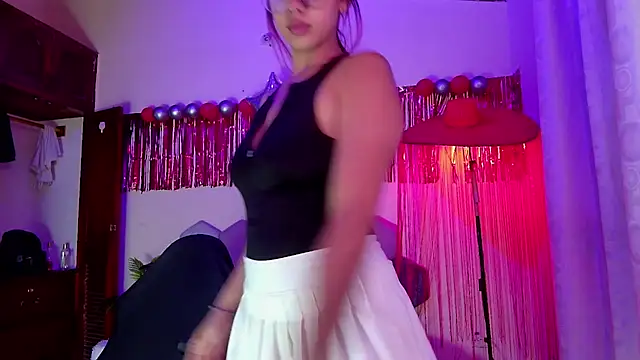 Horny_tgnのウェブカメラショー