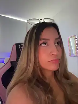 Živý XXX chat Issabela_G1