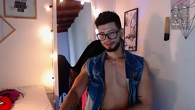 Živý XXX chat Colby_brown03