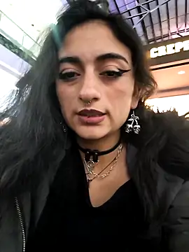 Chat +18 de Lila_Desiree ao vivo