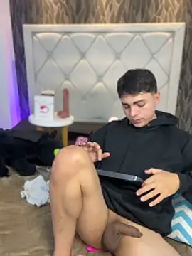 Samu_Hott Live XXX-chat