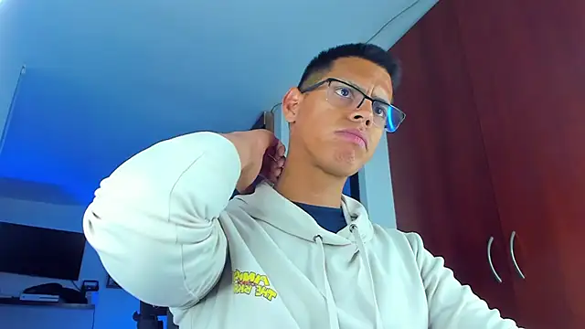 _John_Boy_ Live XXX-chat