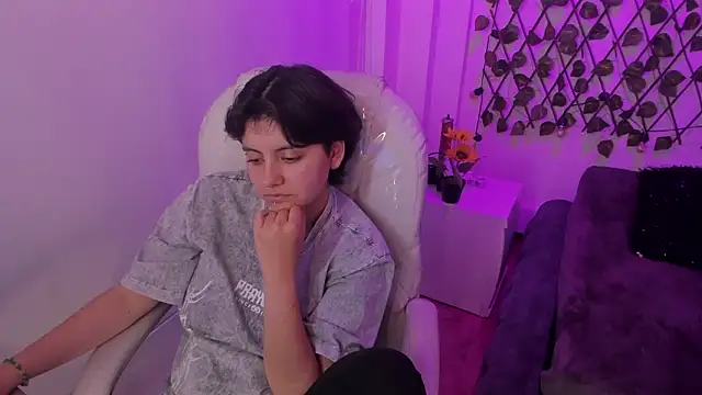 Nathaly_ds élő XXX-chatje