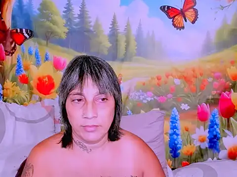 indianroxy élő XXX-chatje